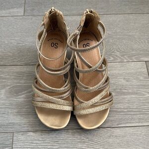 Girls SO Wedges size 1 gently used